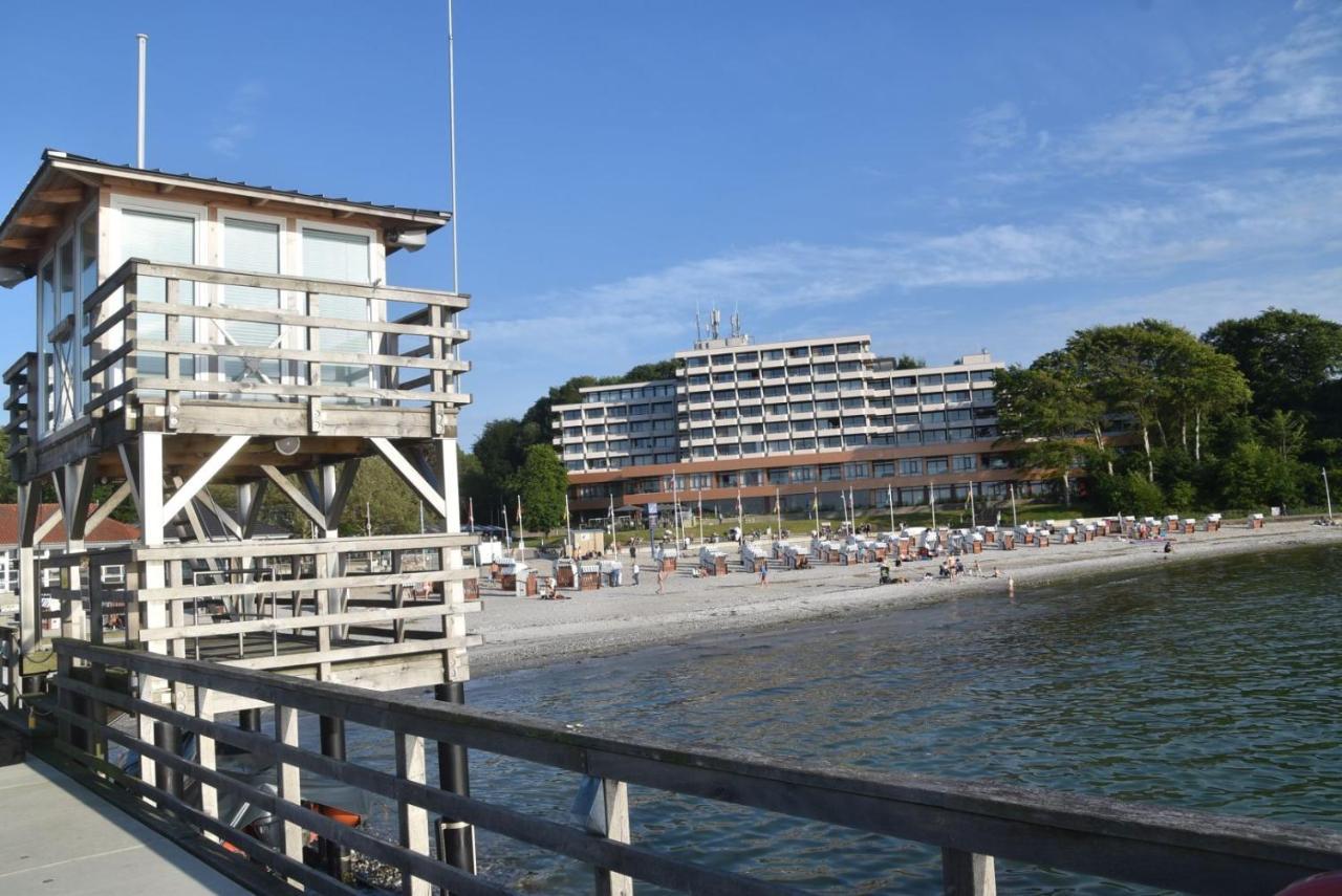 Fewo1846 Intermar - Kajuete Foerdeblick: Family-Friendly Studio with Sea View Balcony Gluecksburg Exterior photo