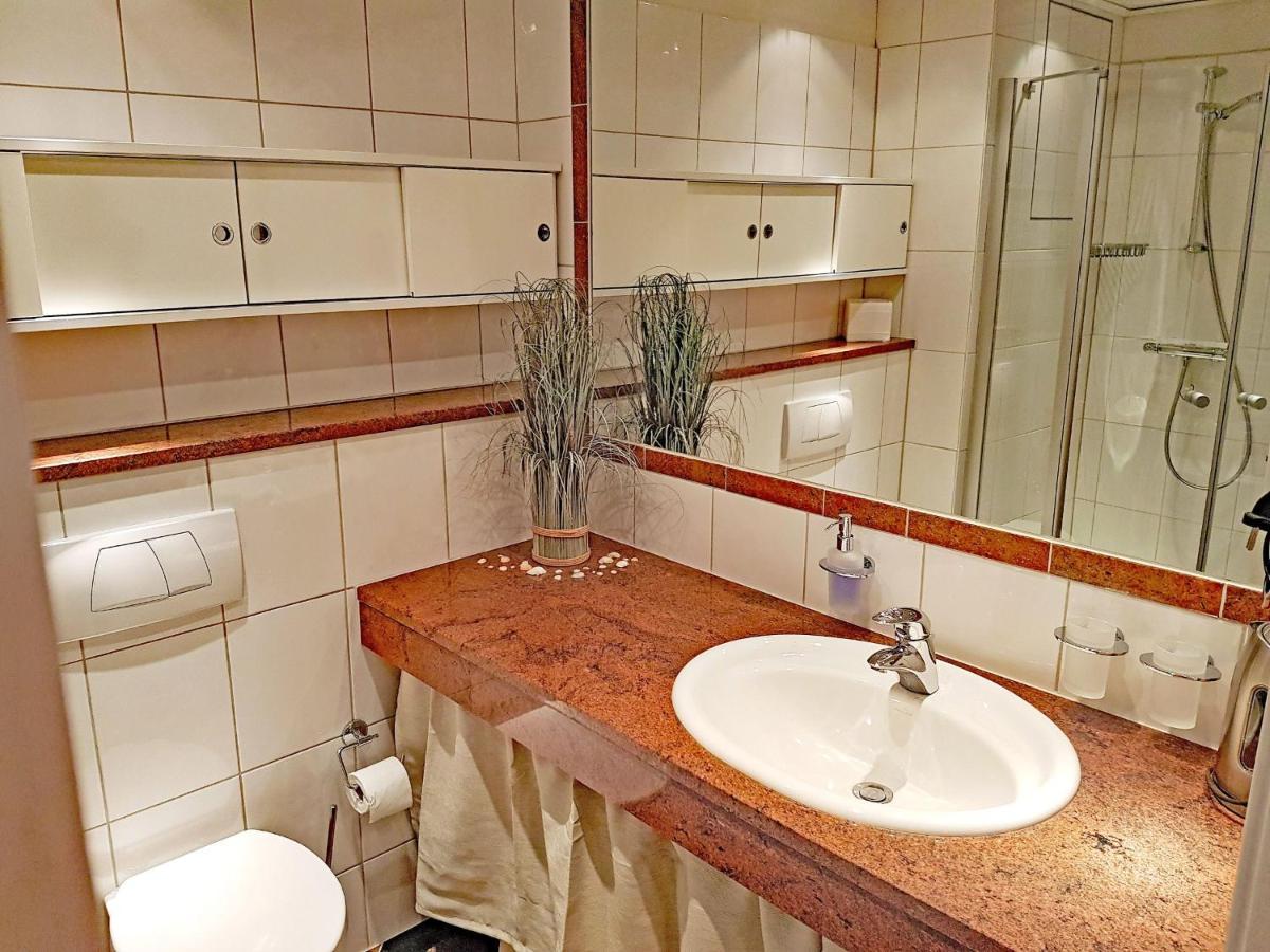 Fewo1846 Intermar - Kajuete Foerdeblick: Family-Friendly Studio with Sea View Balcony Gluecksburg Exterior photo